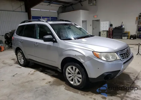 2012 Subaru Forester 2.5X Premium из США, поврежденный, VIN JF2SHBDC3CH426242